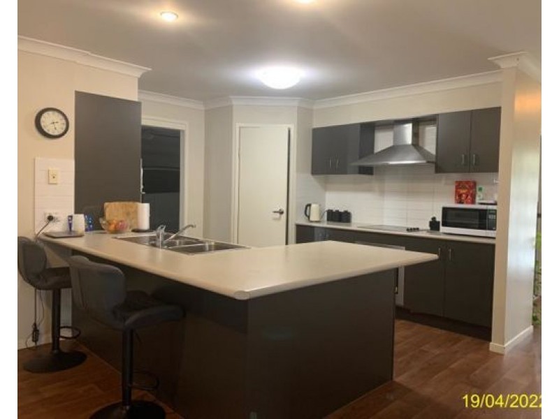 27 Hopkins Chase, Caboolture QLD 4510