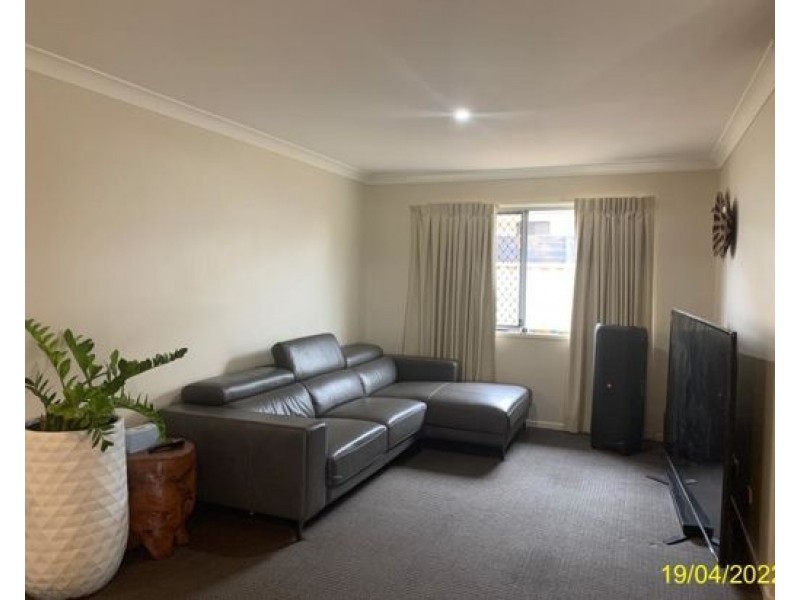 27 Hopkins Chase, Caboolture QLD 4510