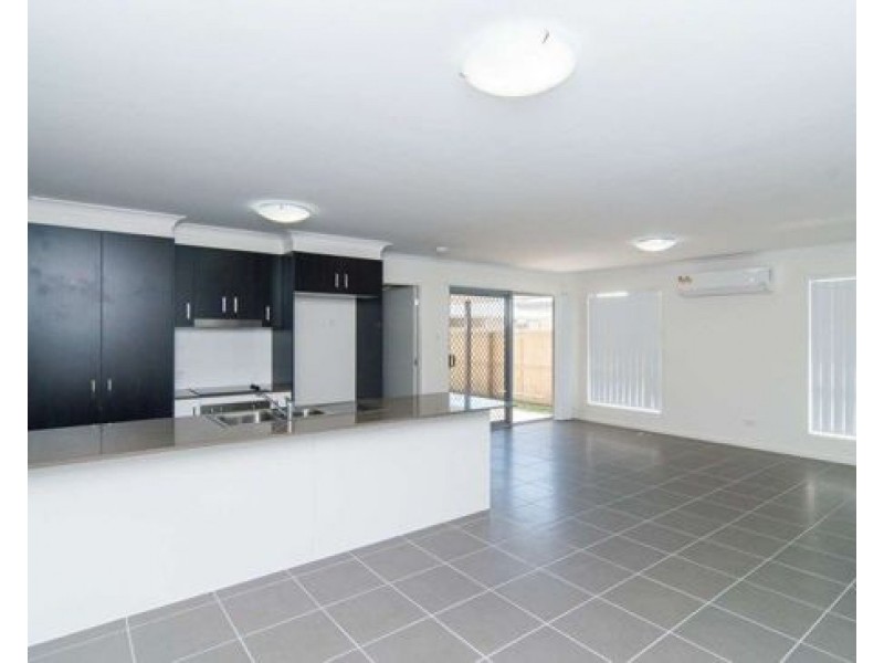 1 & 2/19 COOGERA COURT, Morayfield QLD 4506