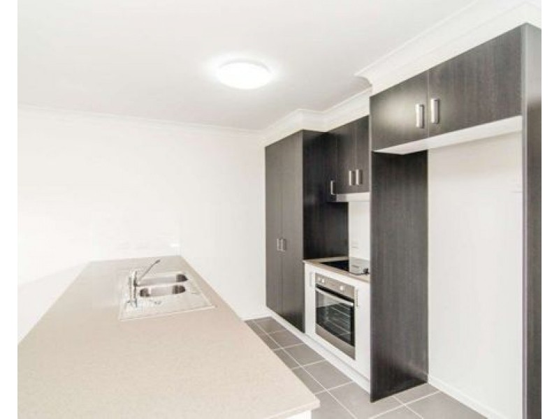 1 & 2/19 COOGERA COURT, Morayfield QLD 4506