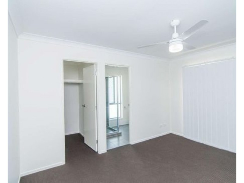1 & 2/19 COOGERA COURT, Morayfield QLD 4506
