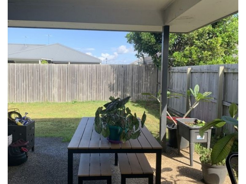 1 & 2/19 COOGERA COURT, Morayfield QLD 4506