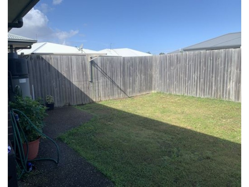 1 & 2/19 COOGERA COURT, Morayfield QLD 4506