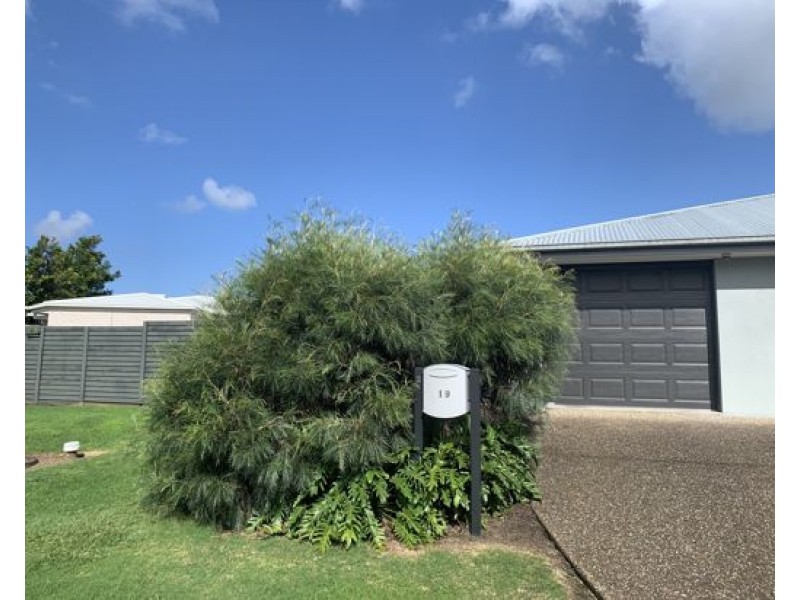 1 & 2/19 COOGERA COURT, Morayfield QLD 4506