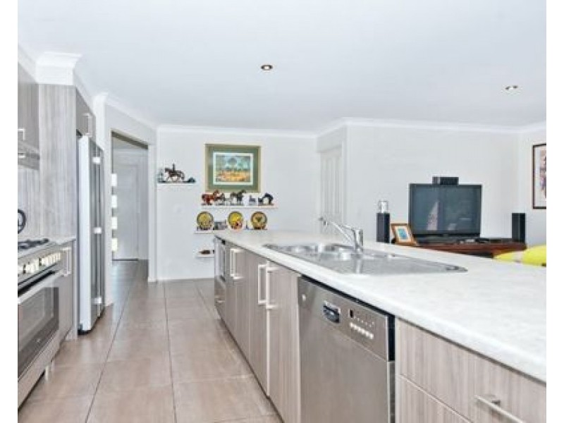 19 Joyner Circuit, Caboolture QLD 4510
