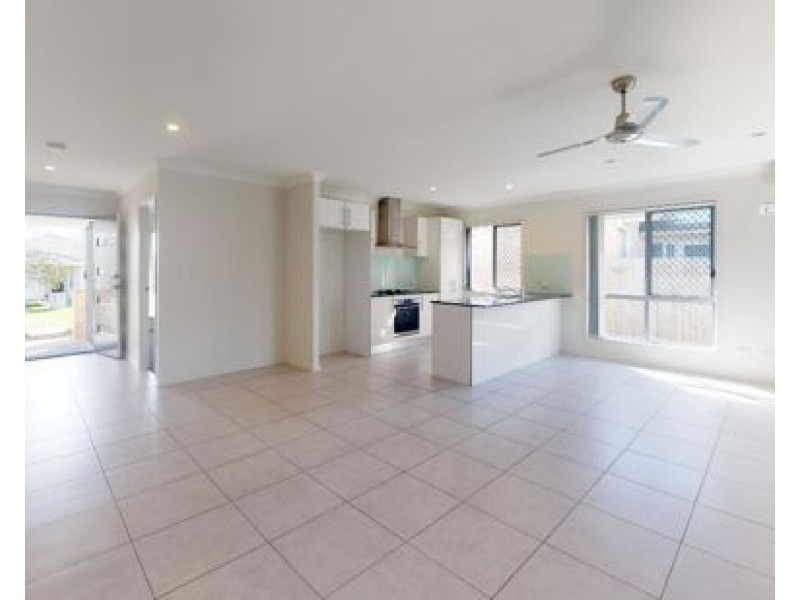 9 Feather Court, Morayfield QLD 4506