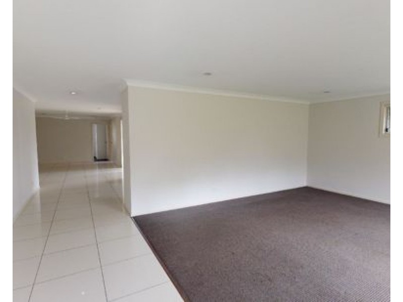7-9 Mayes Circuit, Caboolture QLD 4510