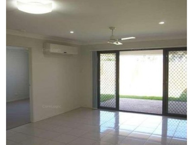 1/16 Lanita Chase, Morayfield QLD 4506