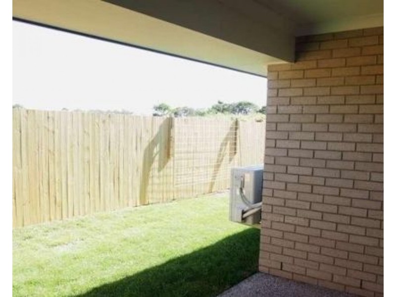 2/16 Lanita Chase, Morayfield QLD 4506