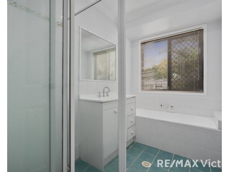 10 Parkview Street, Morayfield QLD 4506