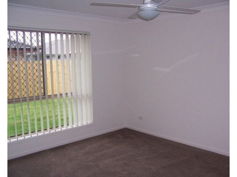 8 GREENWICH COURT, Bellmere QLD 4510