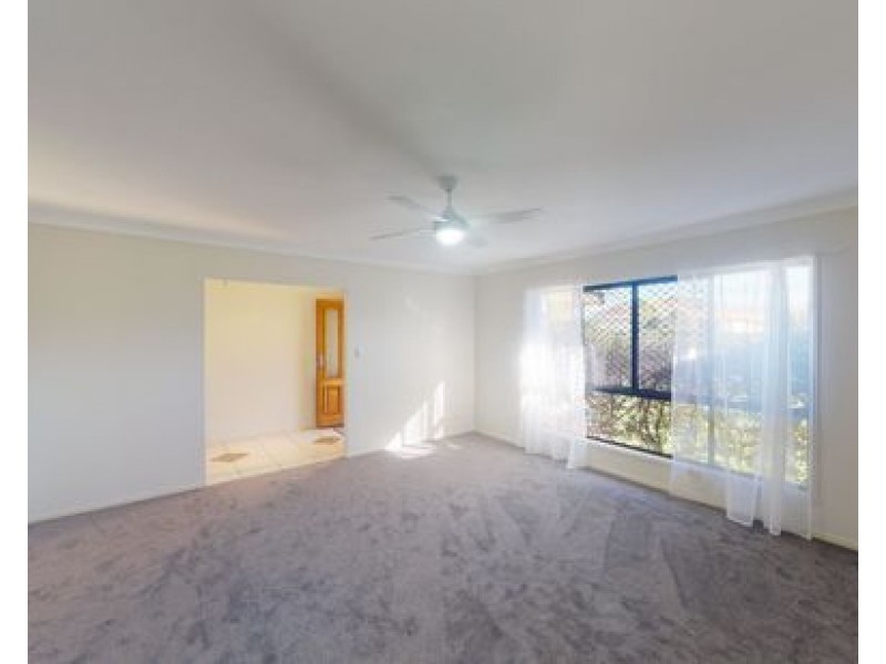 10 Penda Street, Morayfield QLD 4506