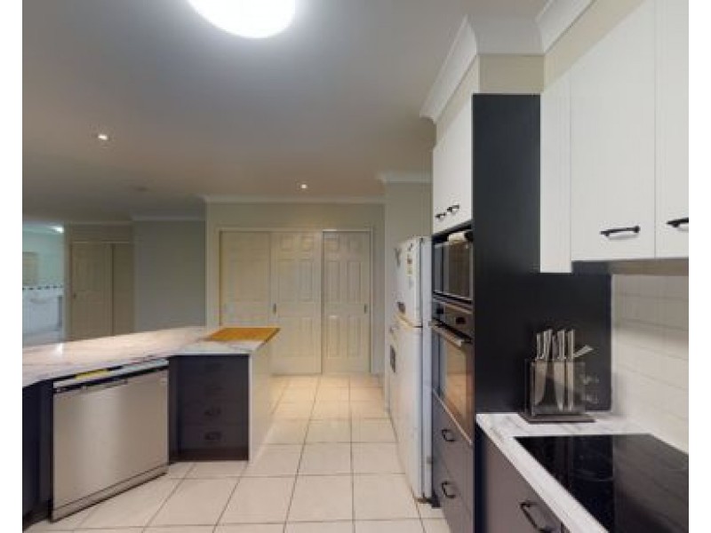 10 Penda Street, Morayfield QLD 4506