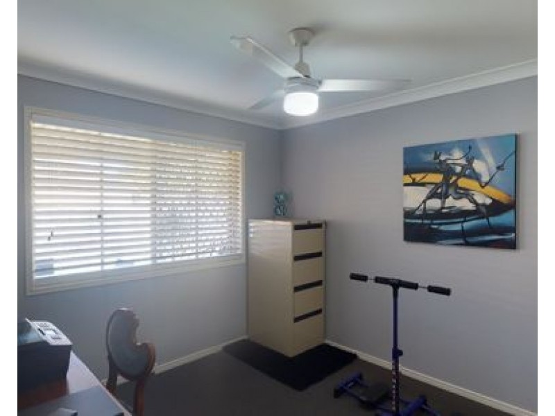 9 Julie Drive, Morayfield QLD 4506