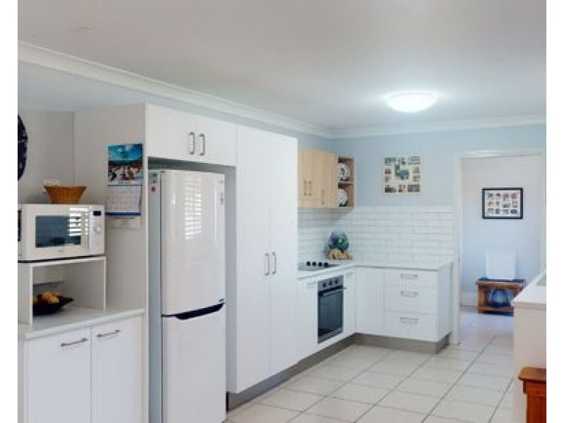 9 Julie Drive, Morayfield QLD 4506