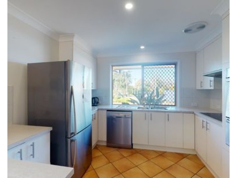 10 Blamey Court, Morayfield QLD 4506