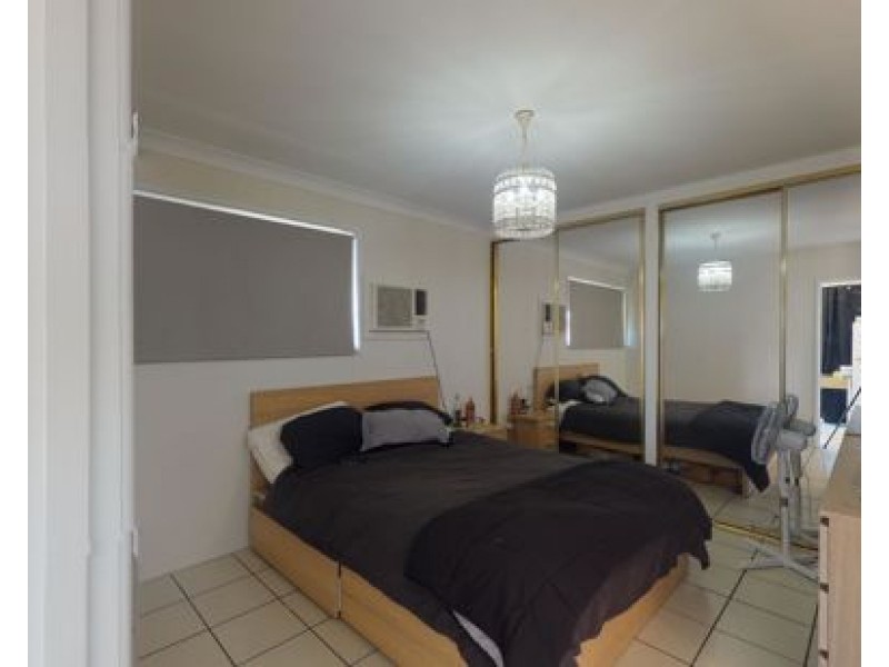 10 Blamey Court, Morayfield QLD 4506