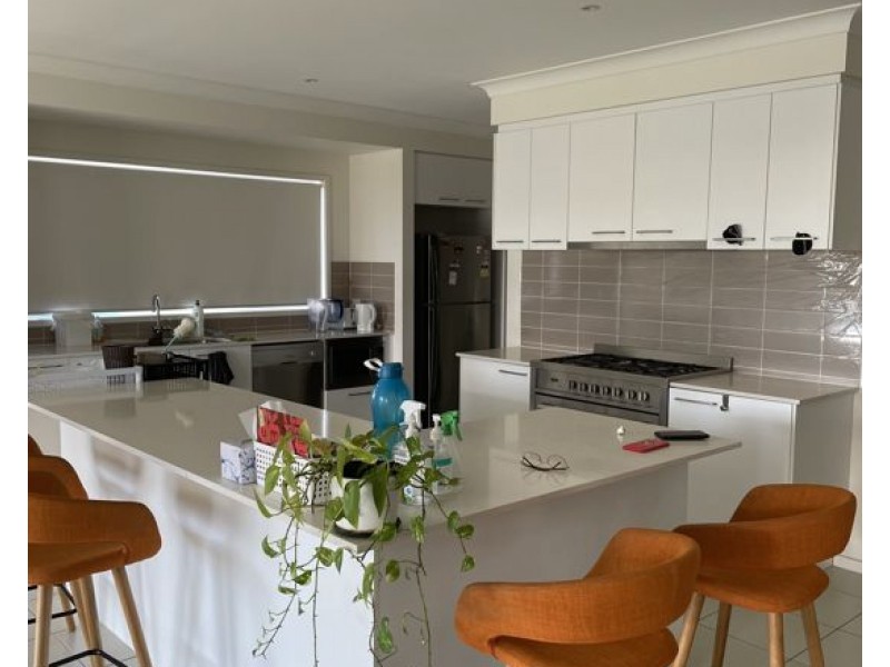 13 Raff Road, Caboolture South QLD 4510