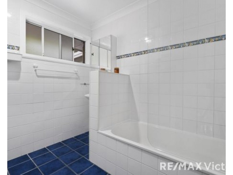 73 FIRETAIL COURT, Morayfield QLD 4506