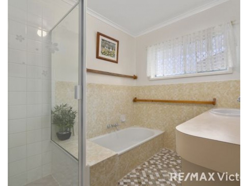 11 Lesley Avenue, Caboolture QLD 4510