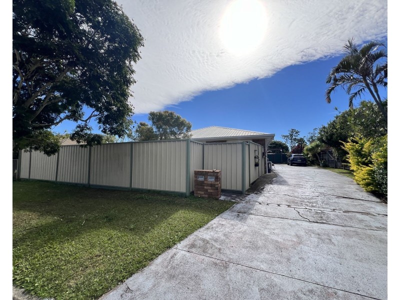 1/4 Lyndal Court, Morayfield QLD 4506