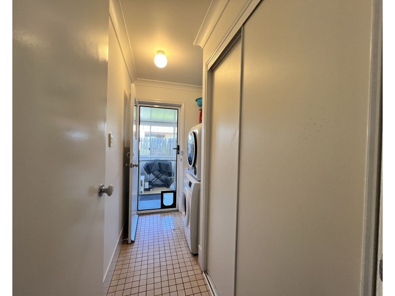 1/4 Lyndal Court, Morayfield QLD 4506