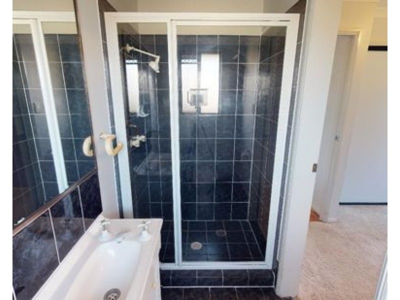 6 Jacinda Court, Caboolture QLD 4510