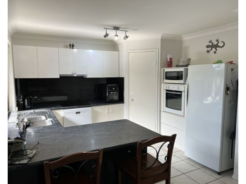 106 Hargrave Street, Morayfield QLD 4506