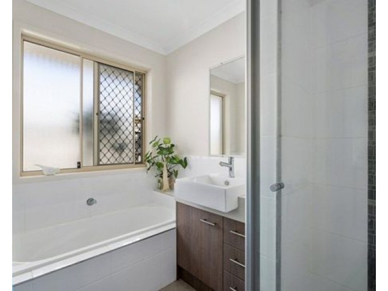 40 Willowleaf Circuit, Upper Caboolture QLD 4510