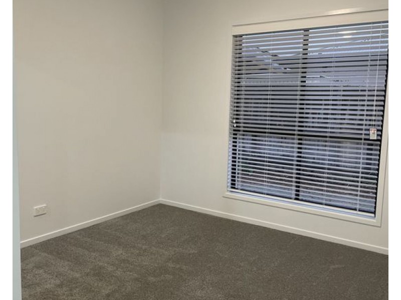 12 Georgia Street, Caboolture South QLD 4510