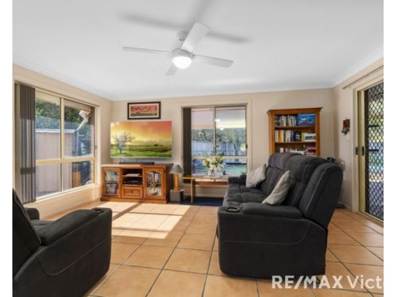 25 Cootamundra Cres, Narangba QLD 4504