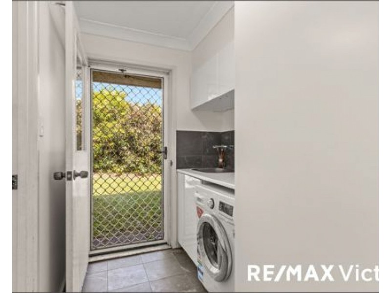 27 Berkeley Court, Caboolture QLD 4510