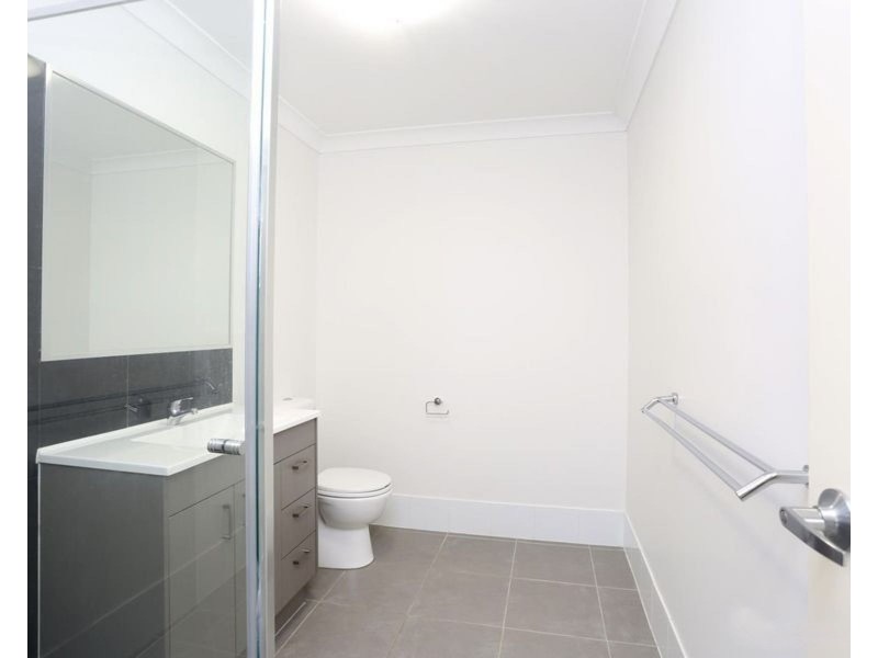 2/15 McCallum Street, Caboolture QLD 4510