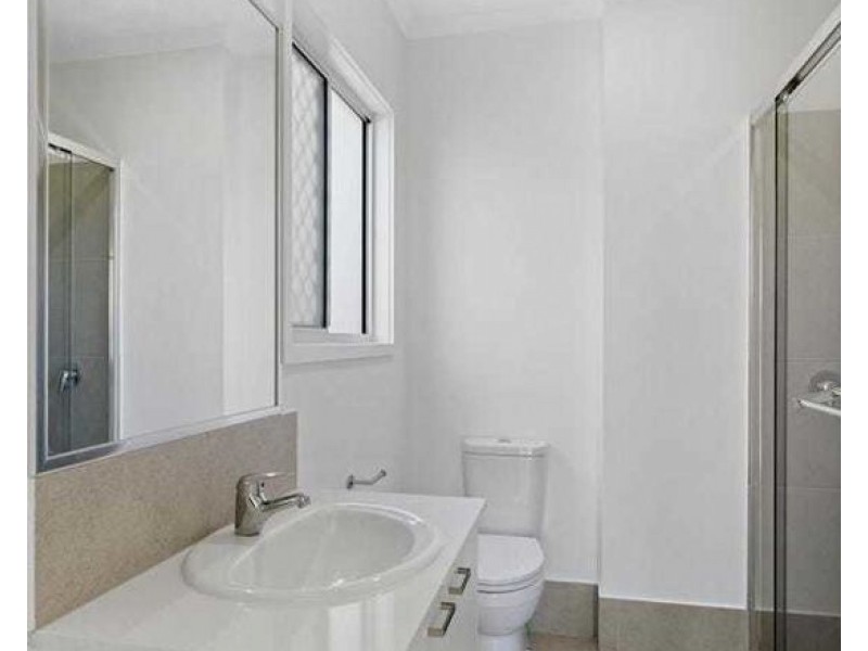 1 & 2/48 Neale Road, Morayfield QLD 4506