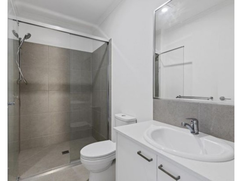 1 & 2/48 Neale Road, Morayfield QLD 4506