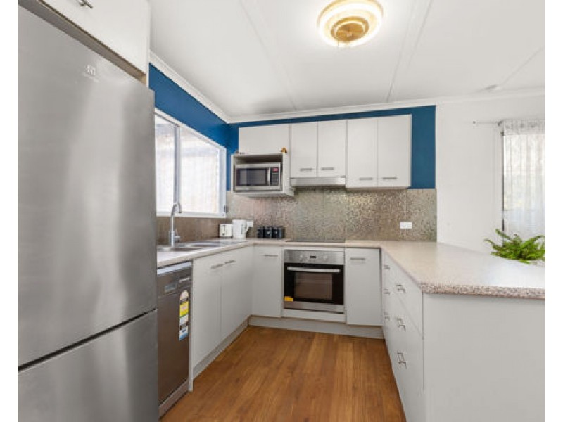 43 Patrick Street, Beachmere QLD 4510