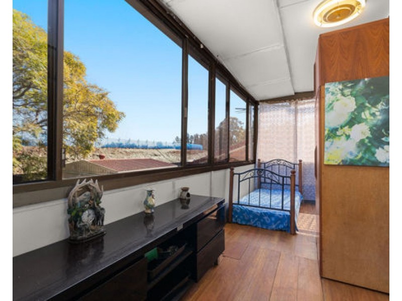 43 Patrick Street, Beachmere QLD 4510