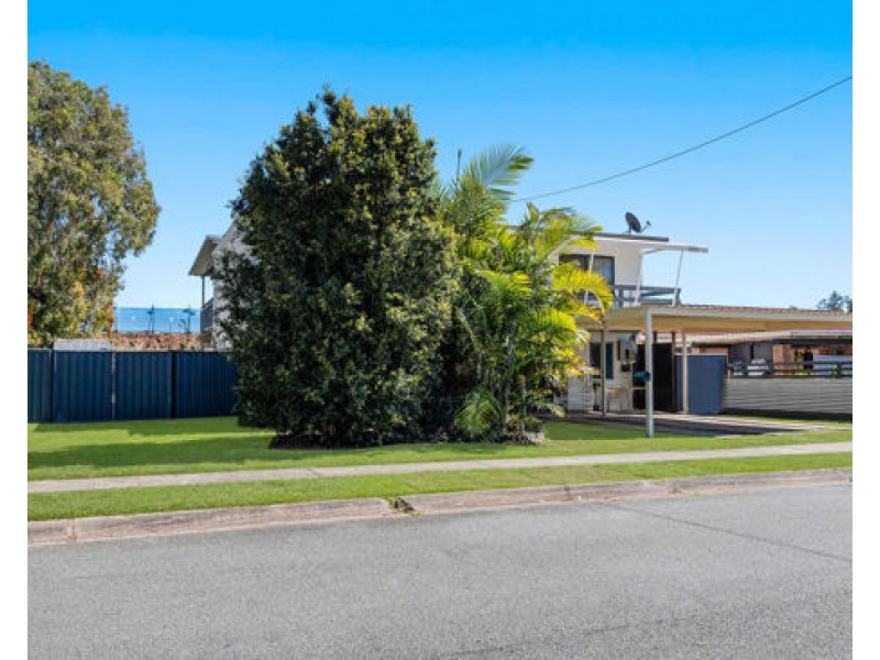 43 Patrick Street, Beachmere QLD 4510