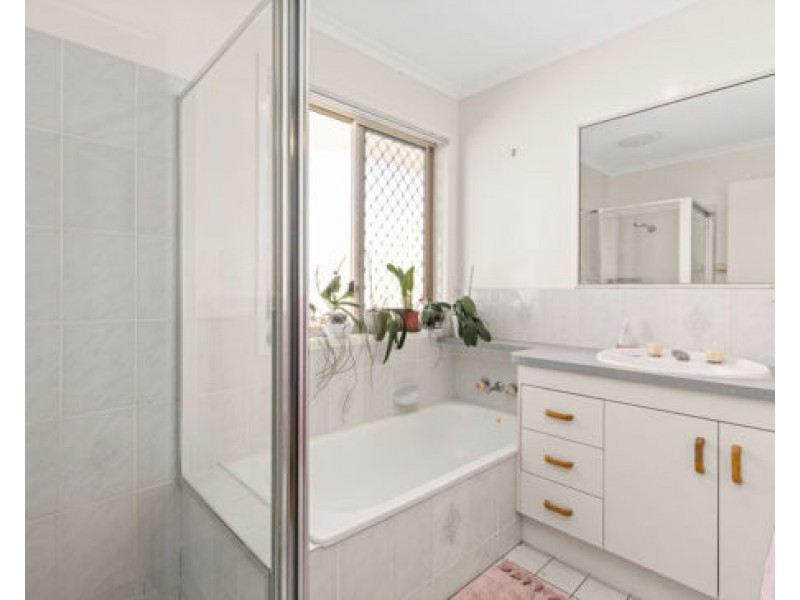 2 Cleardale Close, Caboolture QLD 4510