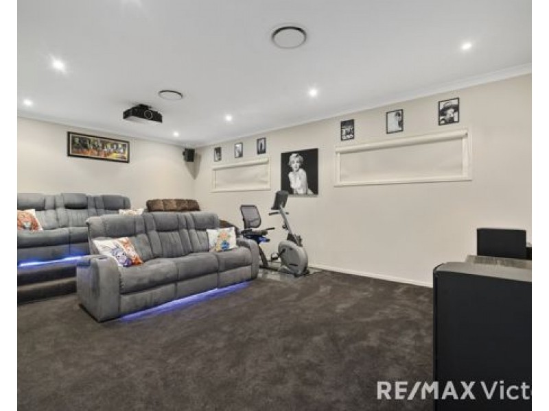 20 Hinchinbrook Court, Burpengary QLD 4505