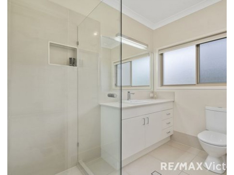 20 Hinchinbrook Court, Burpengary QLD 4505