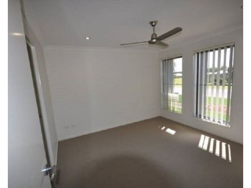9 Gizelle Street, Caboolture QLD 4510