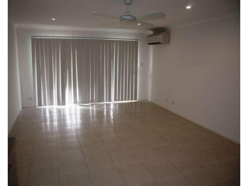 1&2/47 Reibelt Drive, Caboolture QLD 4510