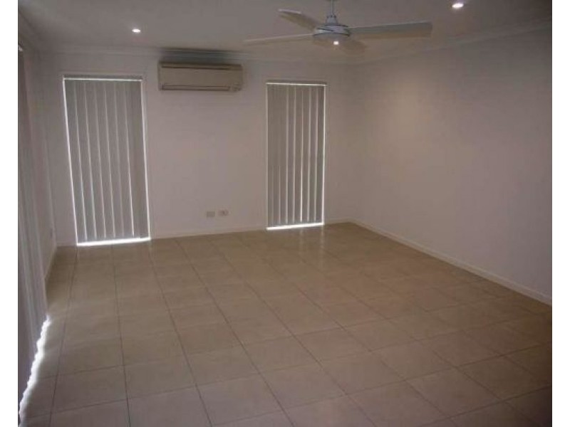 1&2/47 Reibelt Drive, Caboolture QLD 4510