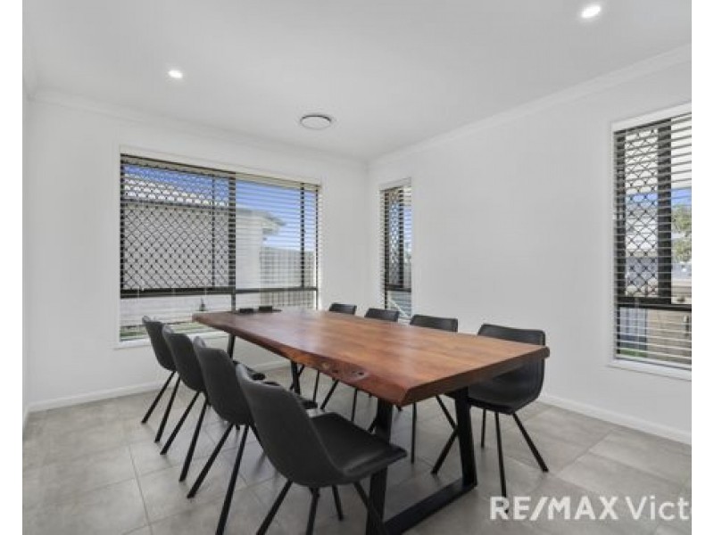 2 Ben Crescent, Caboolture South QLD 4510