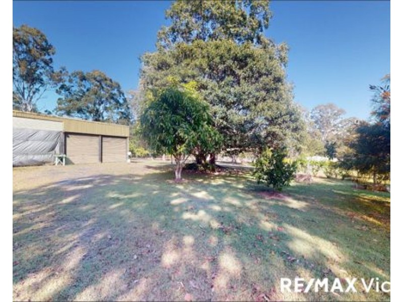 1 McLoughlin Road, Morayfield QLD 4506