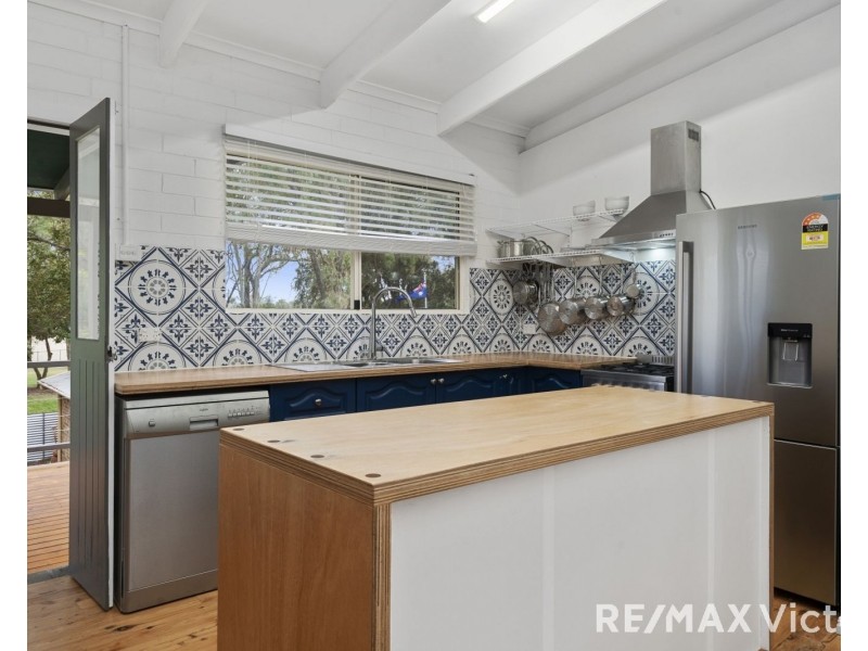 126 Moreton Terrace, Beachmere QLD 4510