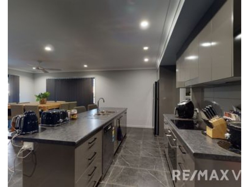 18 Coneflower Street, Caboolture QLD 4510