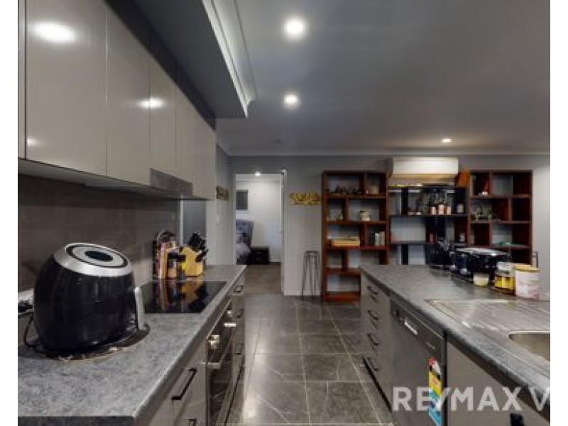 18 Coneflower Street, Caboolture QLD 4510