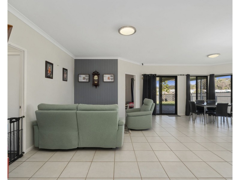 14 Hartley Drive, D’aguilar QLD 4514